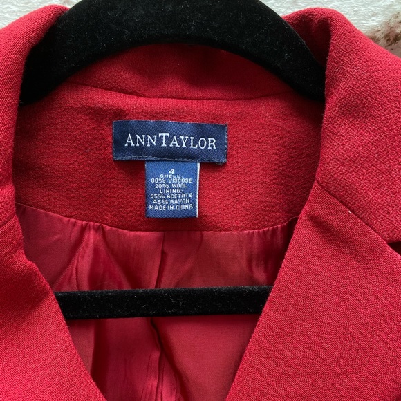 Vintage Ann Taylor Red Blazer - Picture 3 of 5
